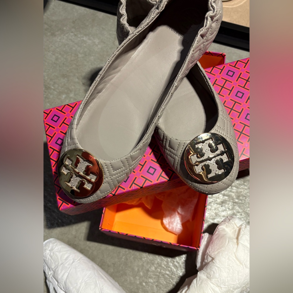 Tory Burch Quilted Gray Flats with Gold Logo